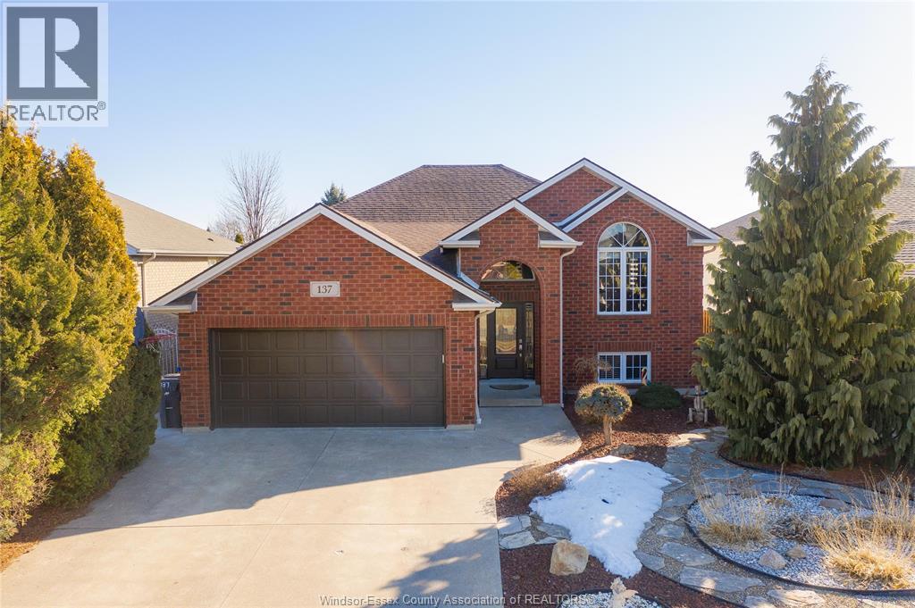 137 Amy Croft, Lakeshore, Ontario  N9K 1E6 - Photo 1 - 26004428