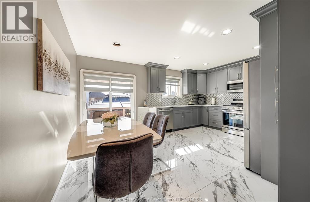 137 Amy Croft, Lakeshore, Ontario  N9K 1E6 - Photo 14 - 26004428