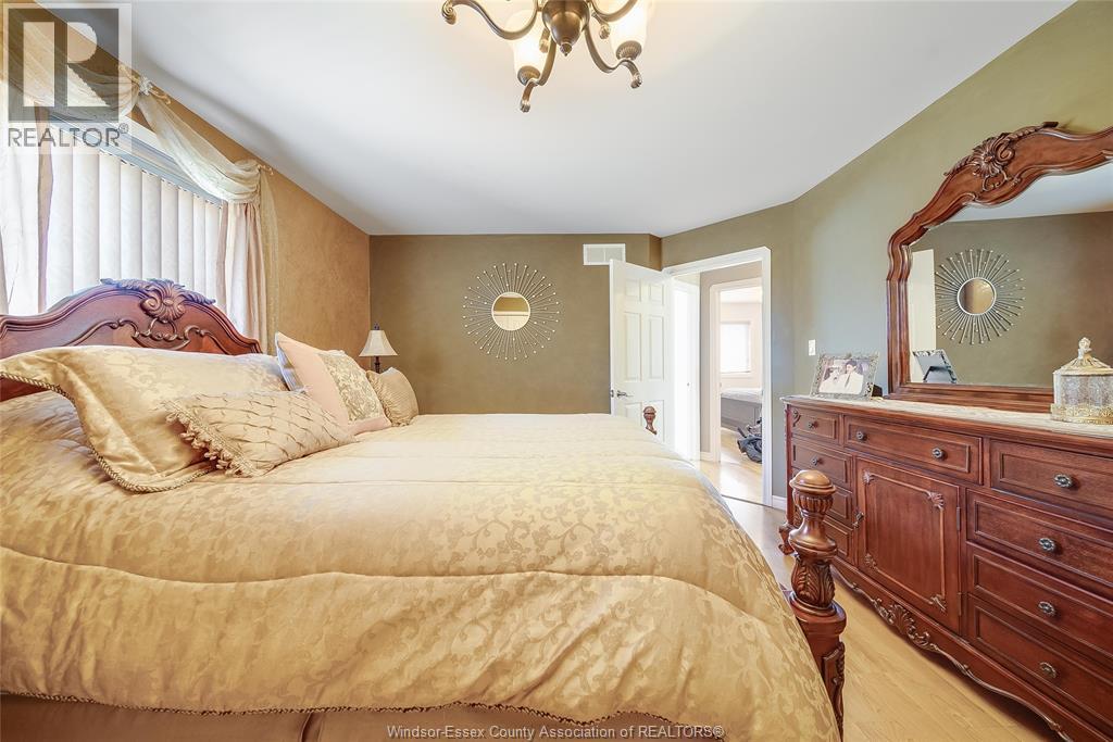 137 Amy Croft, Lakeshore, Ontario  N9K 1E6 - Photo 24 - 26004428