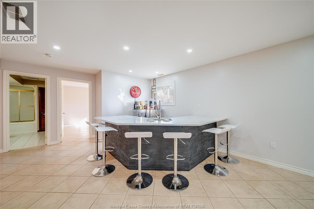 137 Amy Croft, Lakeshore, Ontario  N9K 1E6 - Photo 31 - 26004428