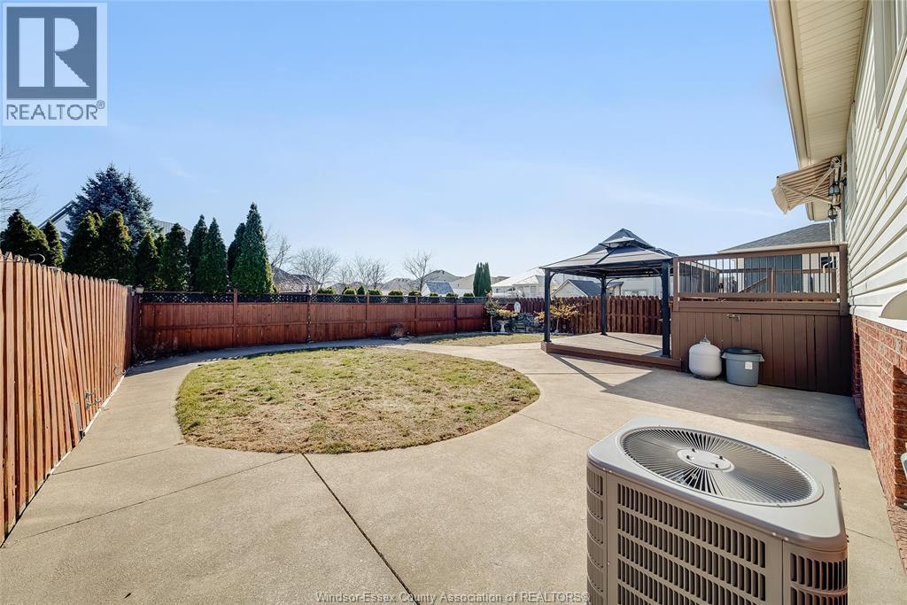 137 Amy Croft, Lakeshore, Ontario  N9K 1E6 - Photo 43 - 26004428