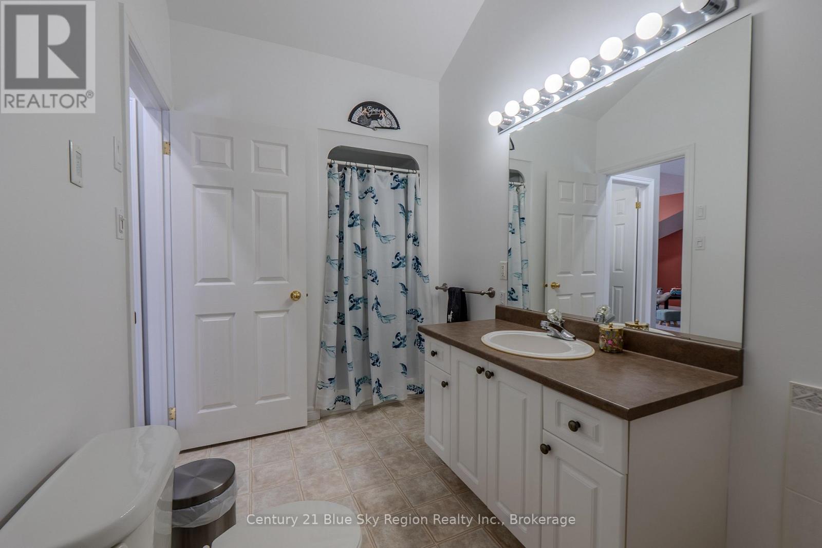 87 Fairway Drive, Callander, Ontario P0H 1H0 - Photo 25 - X12848942