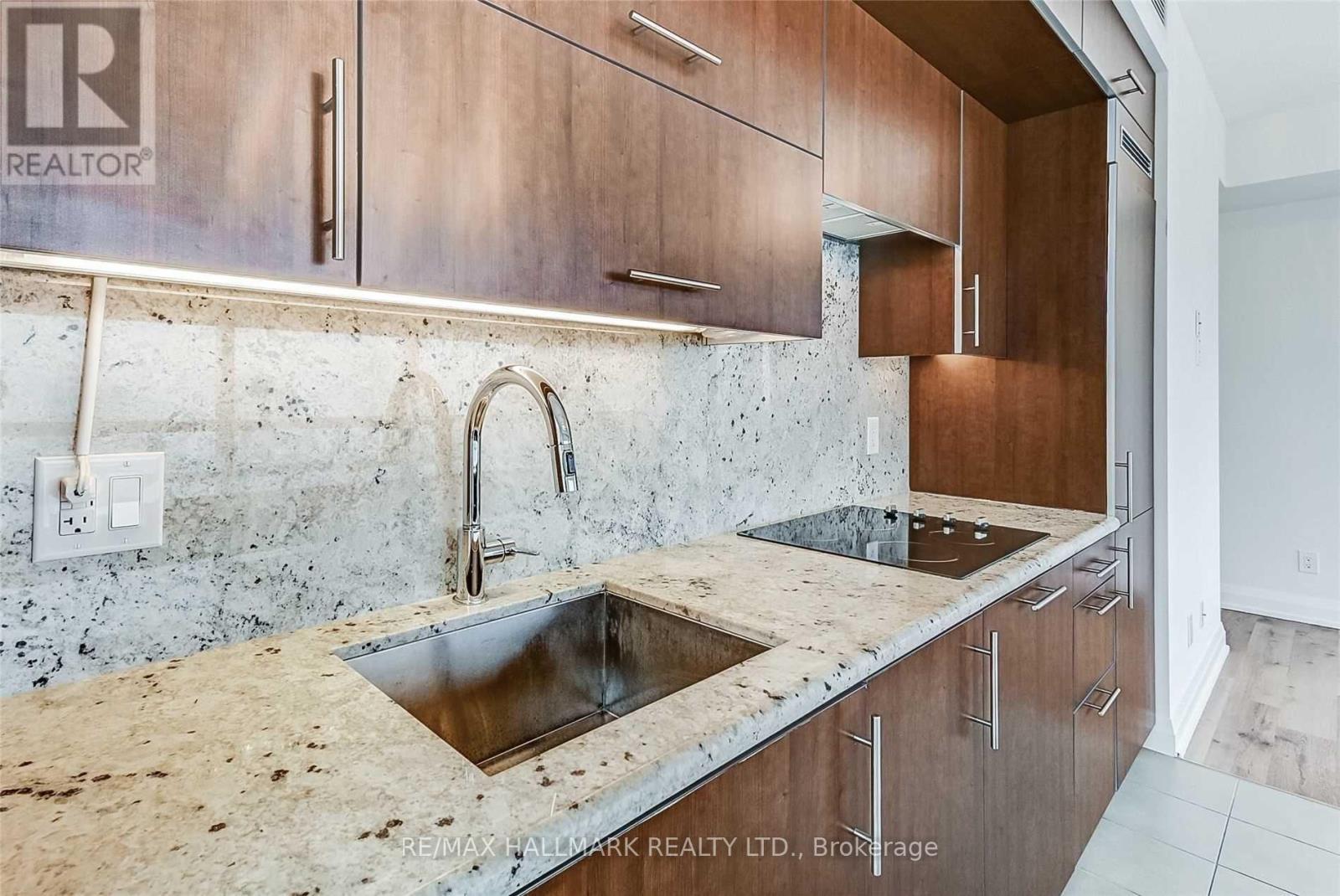 2417 - 5 Sheppard Avenue E, Toronto, Ontario  M2N 0G4 - Photo 17 - C12848644