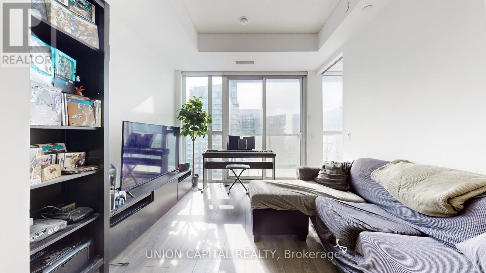 4215 - 87 Peter Street, Toronto, Ontario  M5V 0P1 - Photo 5 - C12848654