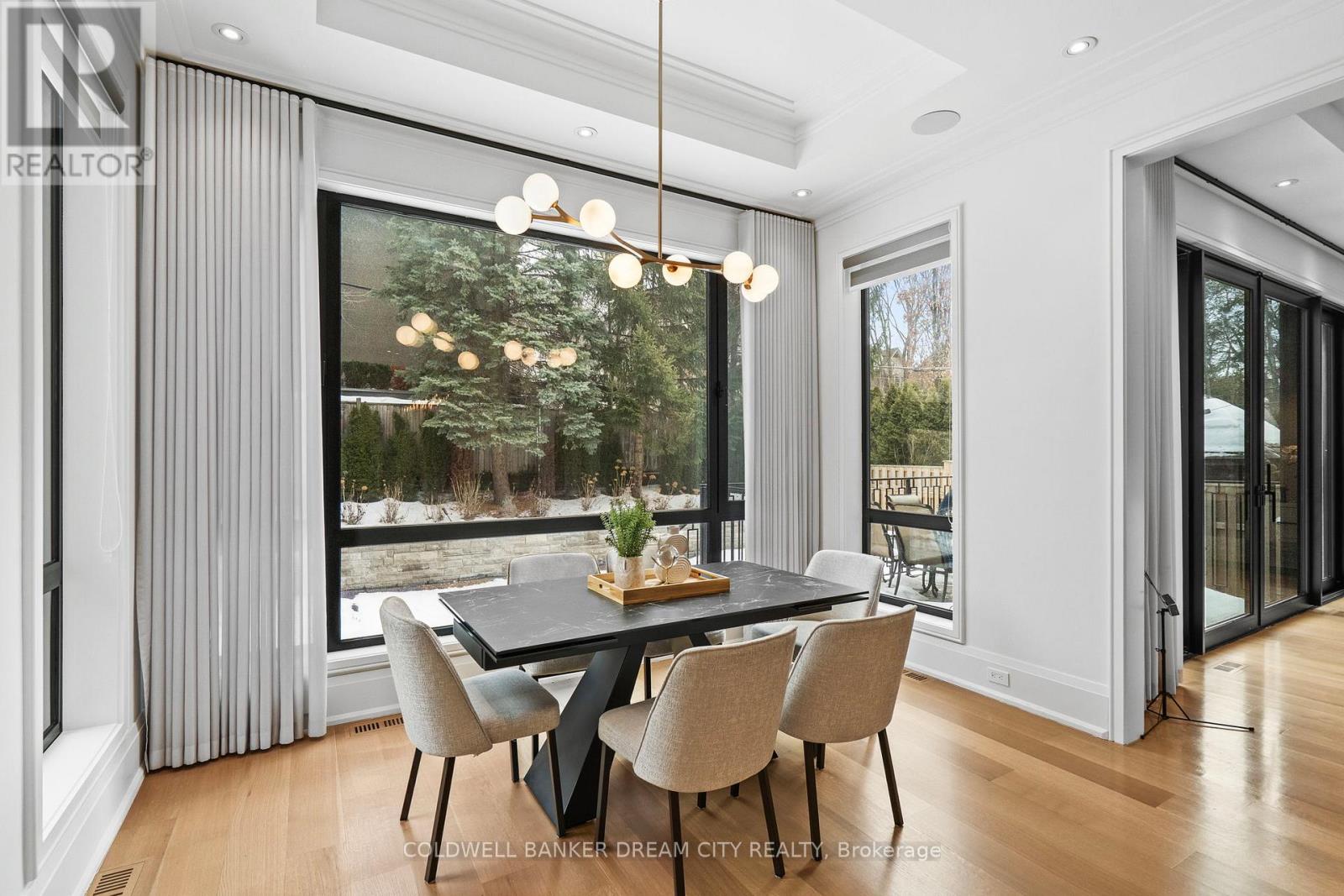 101 Dunloe Road, Toronto, Ontario  M5P 2T7 - Photo 10 - C12848668