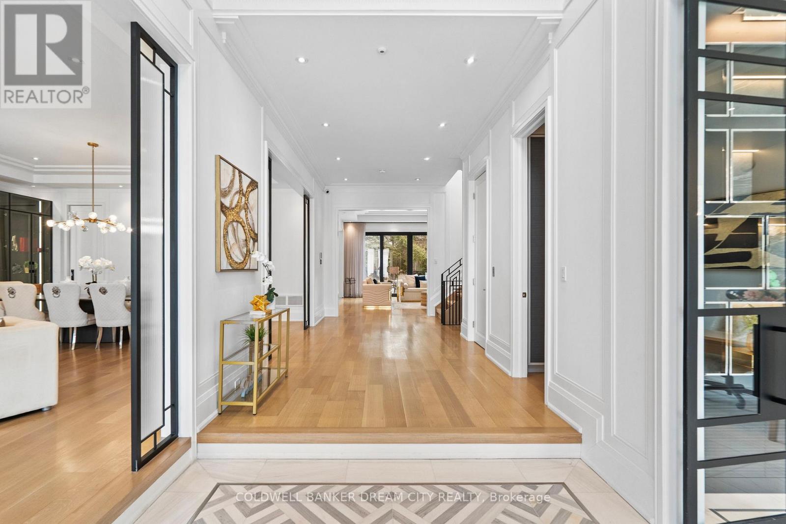 101 Dunloe Road, Toronto, Ontario  M5P 2T7 - Photo 16 - C12848668