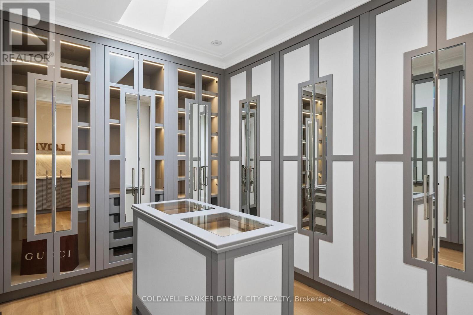 101 Dunloe Road, Toronto, Ontario  M5P 2T7 - Photo 32 - C12848668