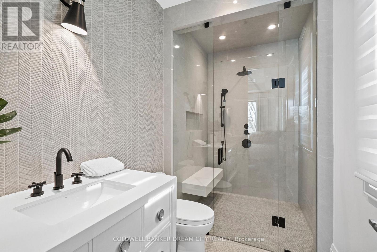 101 Dunloe Road, Toronto, Ontario  M5P 2T7 - Photo 37 - C12848668