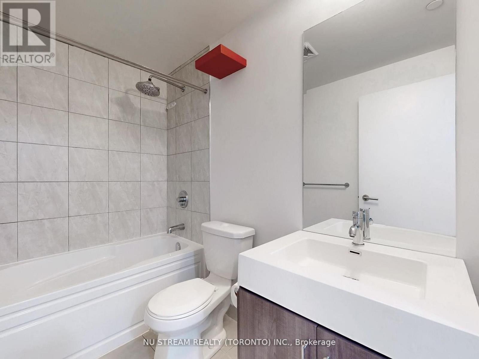 1718 - 160 Vanderhoof Avenue, Toronto, Ontario  M4G 0B7 - Photo 12 - C12848680