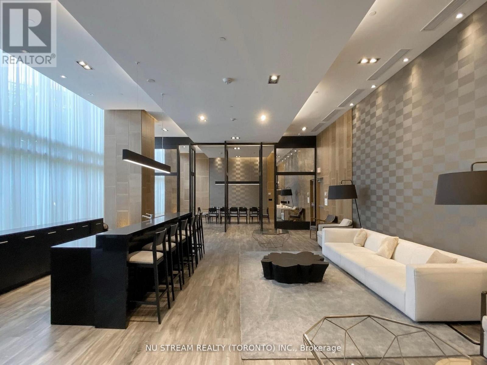 1718 - 160 Vanderhoof Avenue, Toronto, Ontario  M4G 0B7 - Photo 20 - C12848680