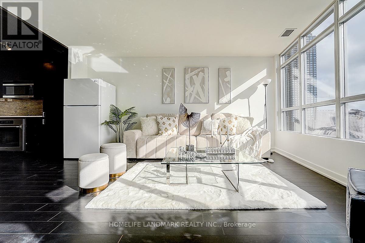 1007 - 10 Capreol Court, Toronto, Ontario  M5V 4A5 - Photo 19 - C12848766