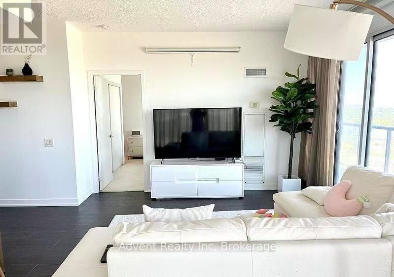 3208 - 121 Mcmahon Drive, Toronto, Ontario  M2K 0C1 - Photo 2 - C12848864