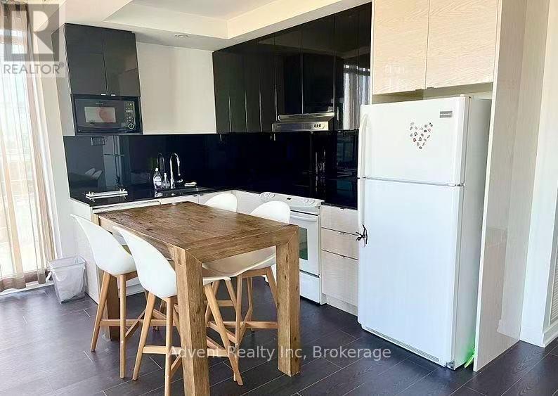 3208 - 121 Mcmahon Drive, Toronto, Ontario  M2K 0C1 - Photo 3 - C12848864