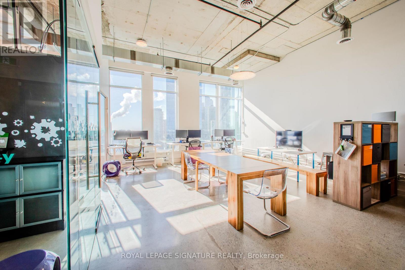 1218 - 130 Queens Quay E, Toronto, Ontario  M5A 3Y5 - Photo 4 - C12849000