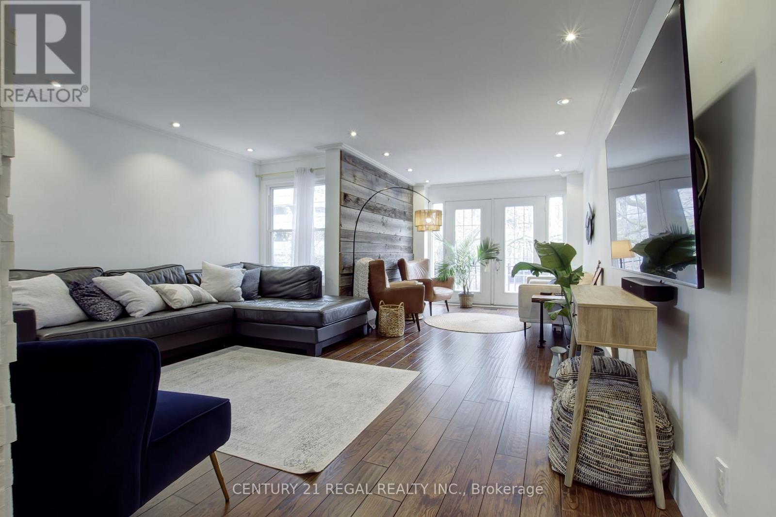 48 Michener Court, Toronto, Ontario  M6J 3R6 - Photo 19 - C12849020