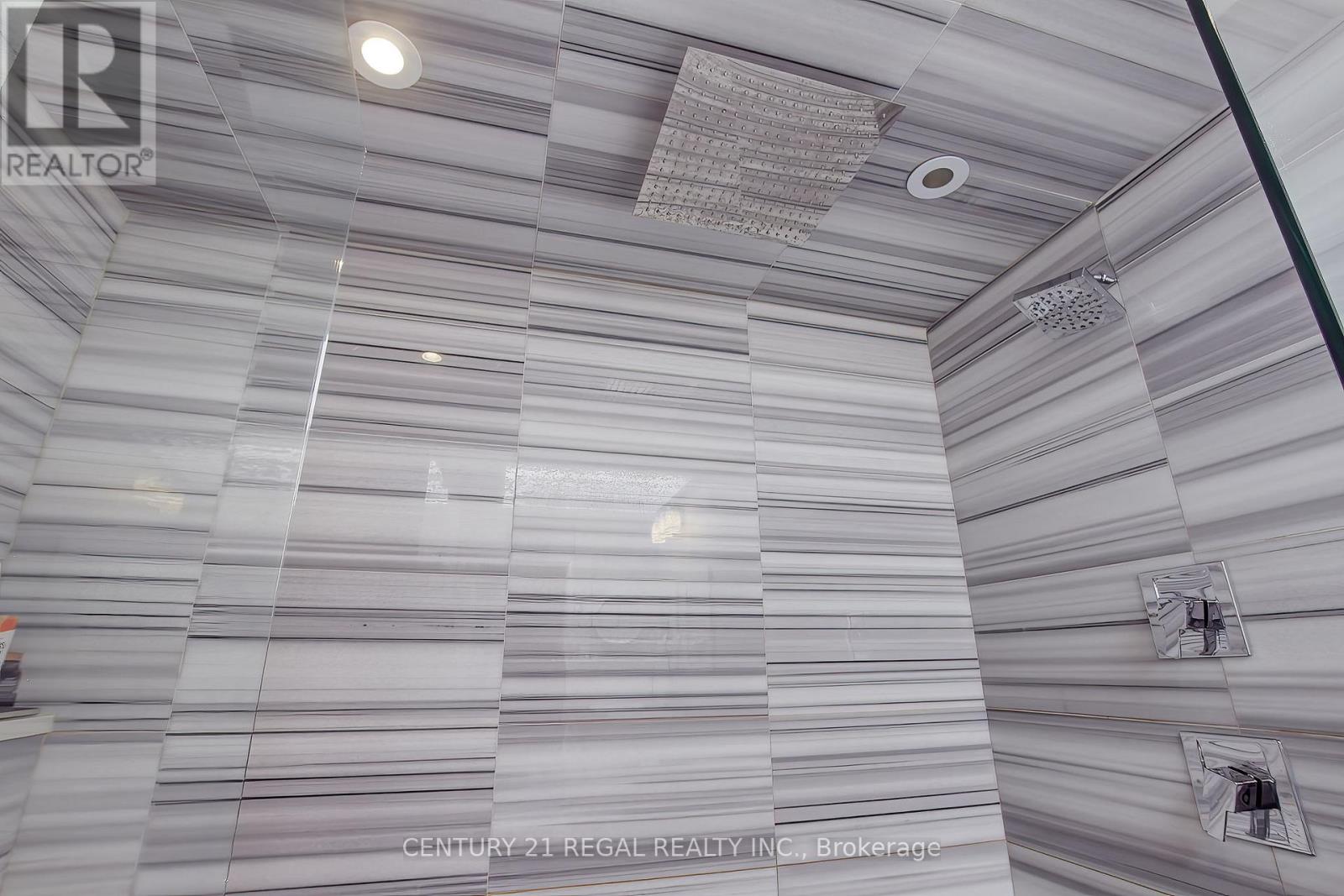 48 Michener Court, Toronto, Ontario  M6J 3R6 - Photo 28 - C12849020