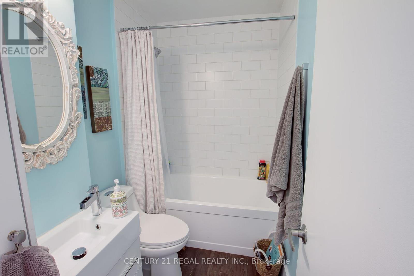 48 Michener Court, Toronto, Ontario  M6J 3R6 - Photo 30 - C12849020