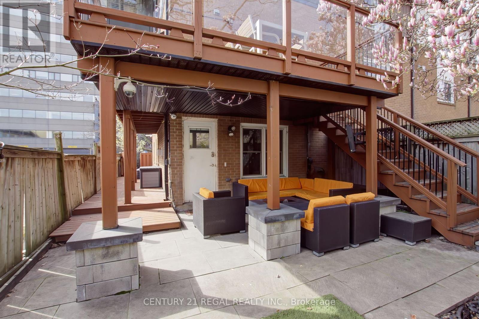 48 Michener Court, Toronto, Ontario  M6J 3R6 - Photo 35 - C12849020