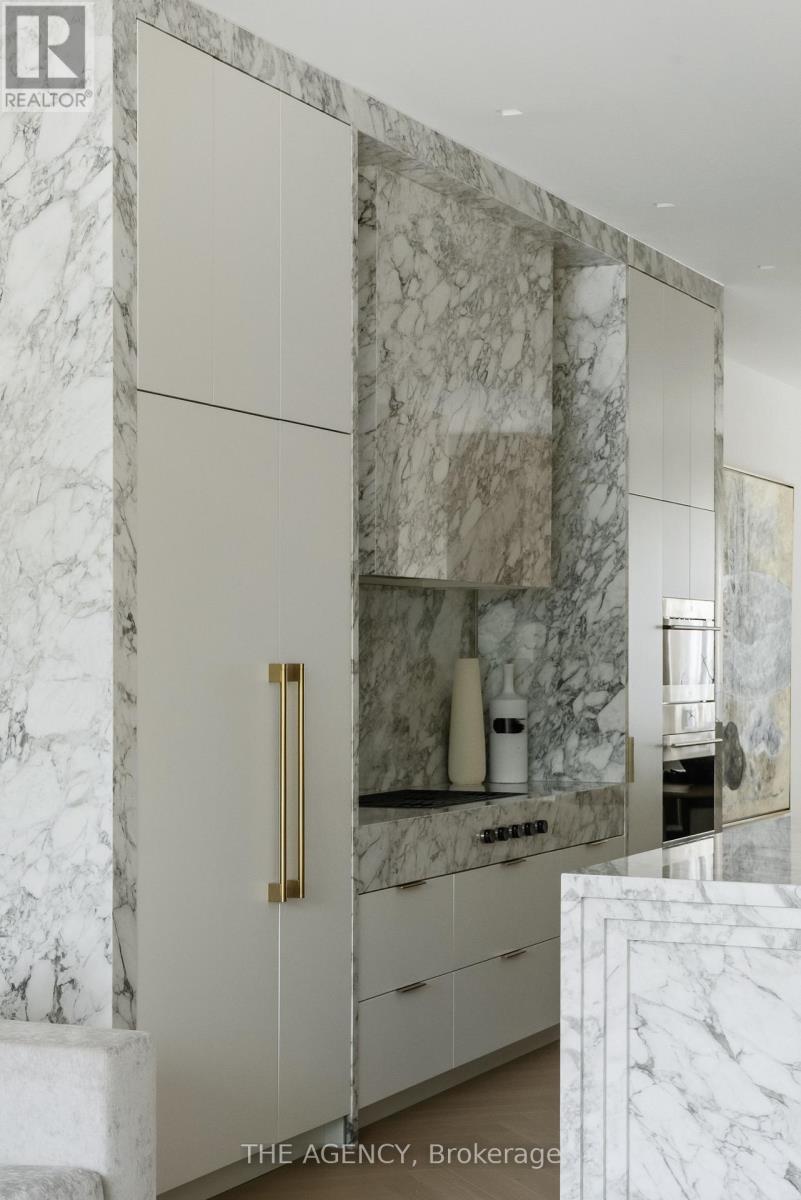 126 Sherwood Avenue, Toronto, Ontario  M4P 2A7 - Photo 13 - C12849040