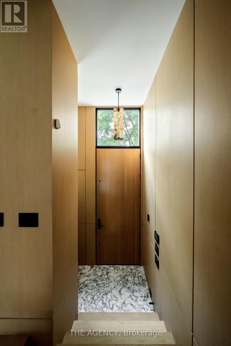 126 Sherwood Avenue, Toronto, Ontario  M4P 2A7 - Photo 4 - C12849040