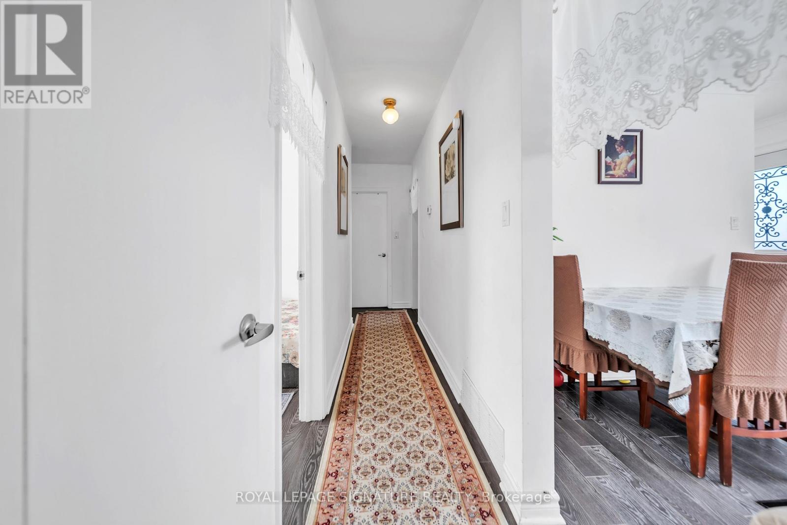 217 Moore Park Avenue, Toronto, Ontario  M2M 1N5 - Photo 12 - C12849054