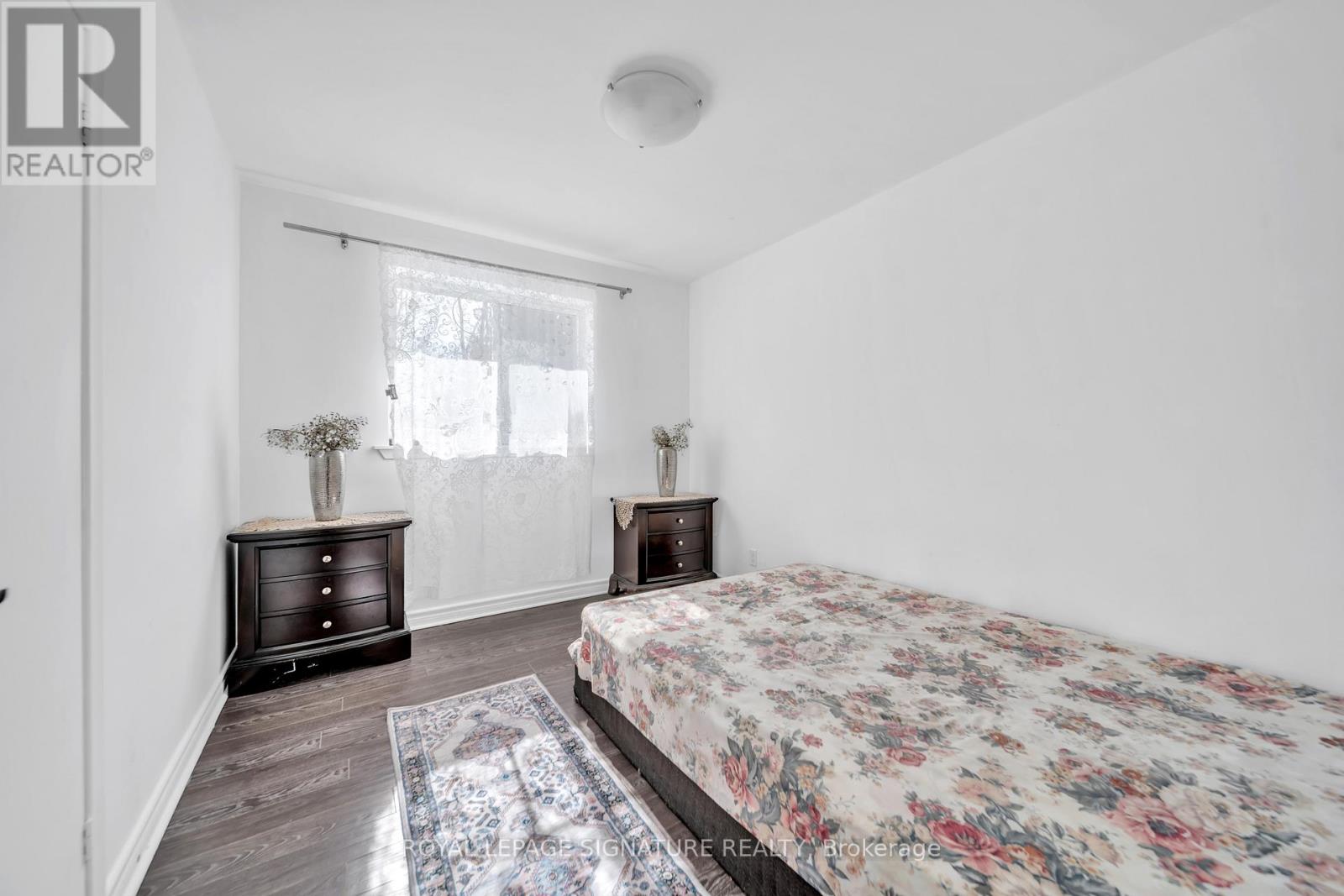 217 Moore Park Avenue, Toronto, Ontario  M2M 1N5 - Photo 13 - C12849054