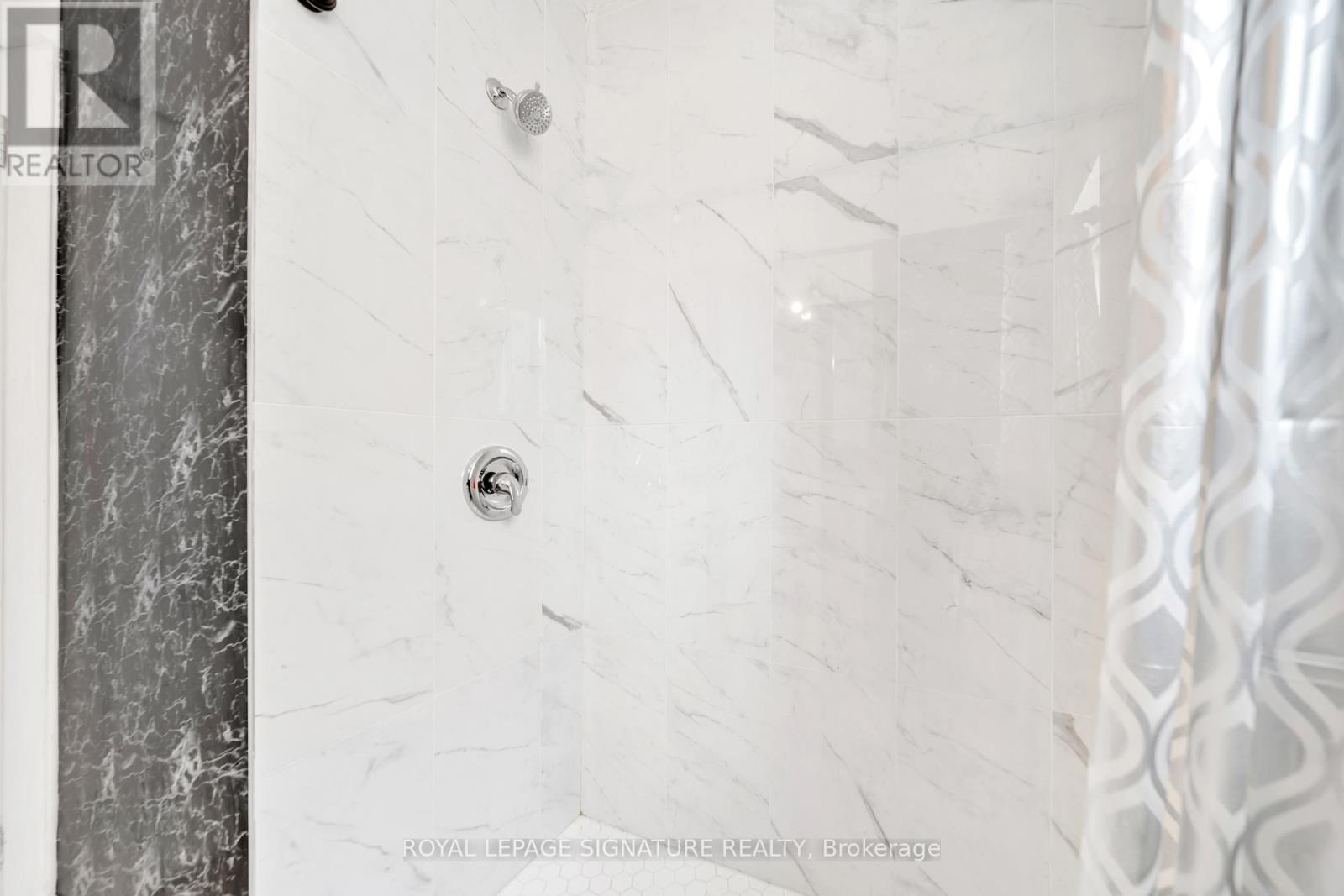 217 Moore Park Avenue, Toronto, Ontario  M2M 1N5 - Photo 21 - C12849054