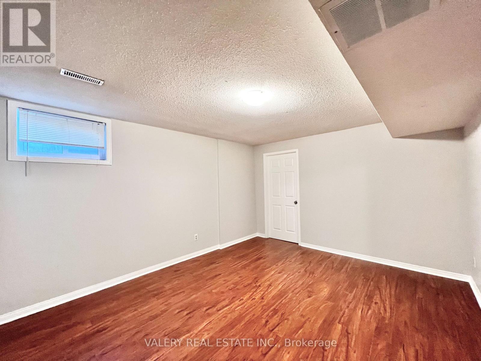 Lower - 66 Bonacres Avenue, Toronto, Ontario  M1C 3B9 - Photo 5 - E12848690