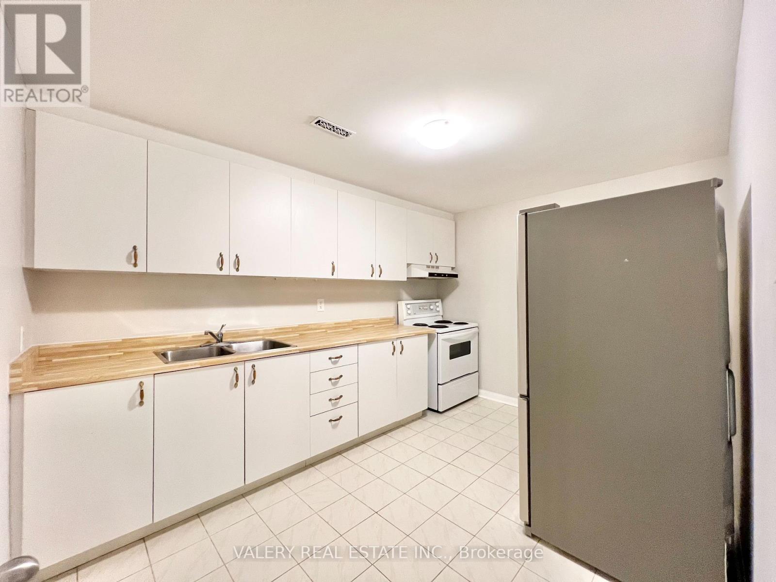 Lower - 66 Bonacres Avenue, Toronto, Ontario  M1C 3B9 - Photo 6 - E12848690