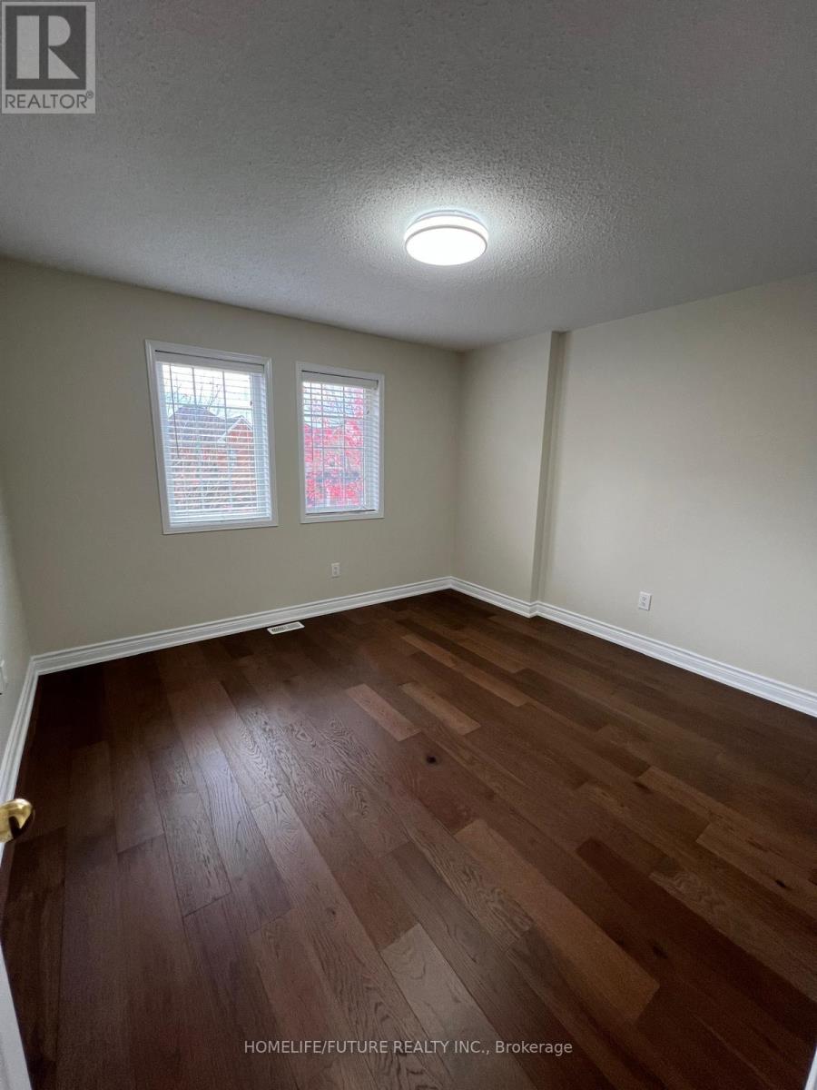 921 Taggart Crescent, Oshawa, Ontario  L1K 0E4 - Photo 11 - E12848800