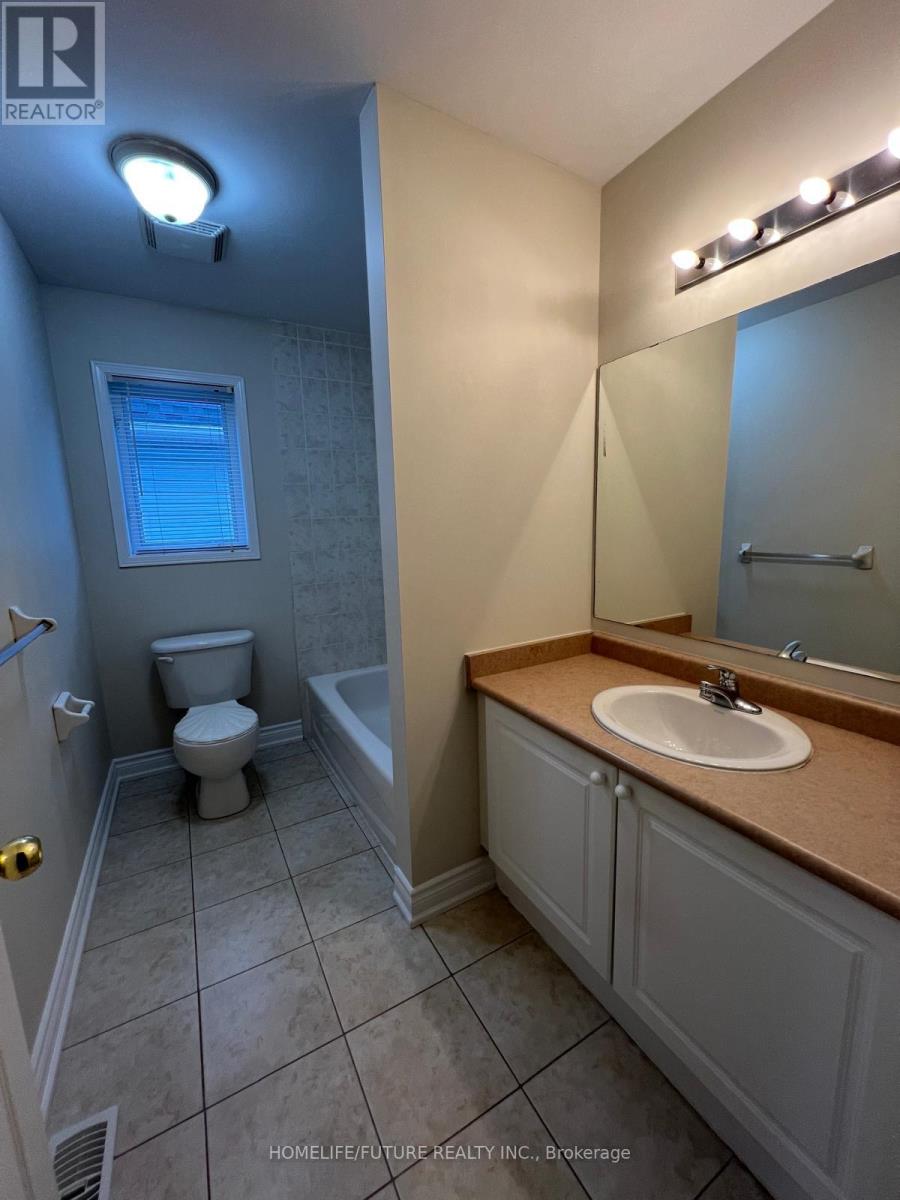 921 Taggart Crescent, Oshawa, Ontario  L1K 0E4 - Photo 14 - E12848800