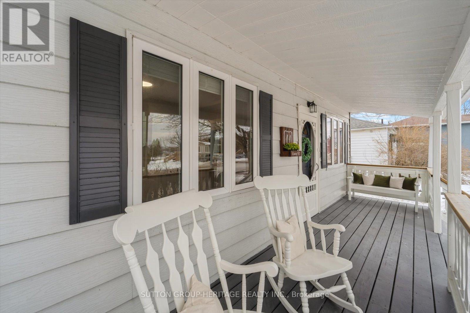 44 Queen Street, Clarington, Ontario  L1C 1M2 - Photo 2 - E12848880