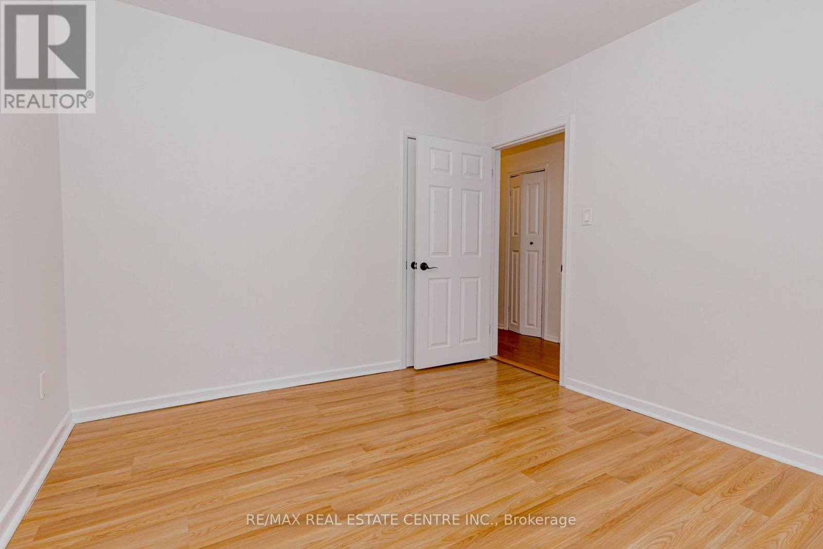 61 Mossbank Drive, Toronto, Ontario  M1G 2C4 - Photo 14 - E12848980