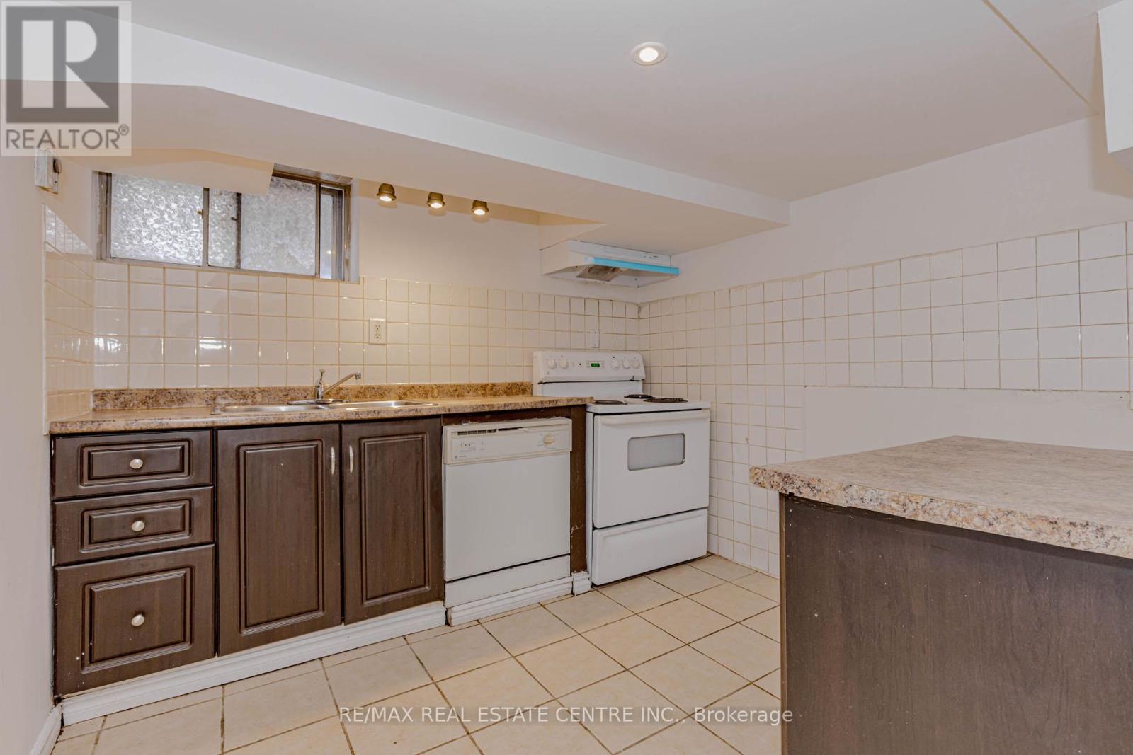 61 Mossbank Drive, Toronto, Ontario  M1G 2C4 - Photo 20 - E12848980