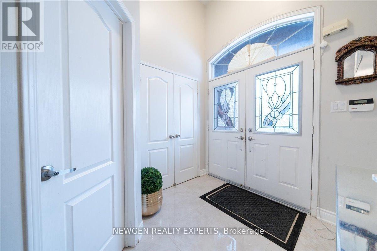 35 Rivendell Trail, Toronto (Rouge), Ontario  M1X 2C2 - Photo 3 - E12848986