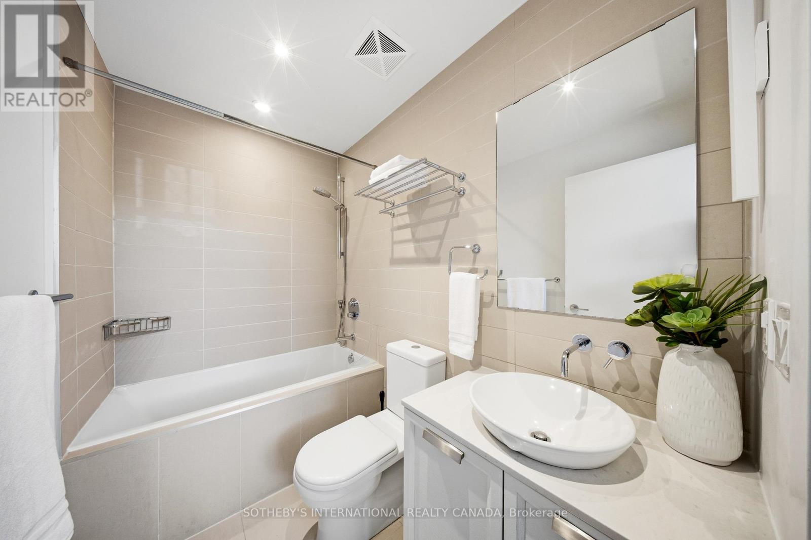 110 - 66 Kippendavie Avenue, Toronto, Ontario  M4L 0A4 - Photo 18 - E12848988