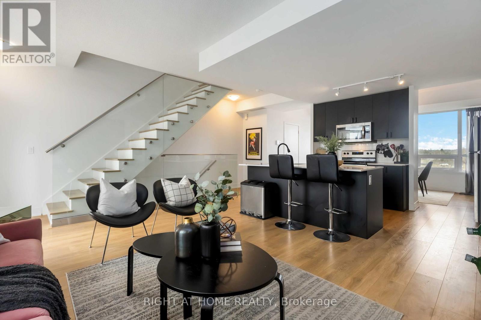 Th 8 - 1245 Bayly Street, Pickering, Ontario  L1W 0B5 - Photo 7 - E12849068