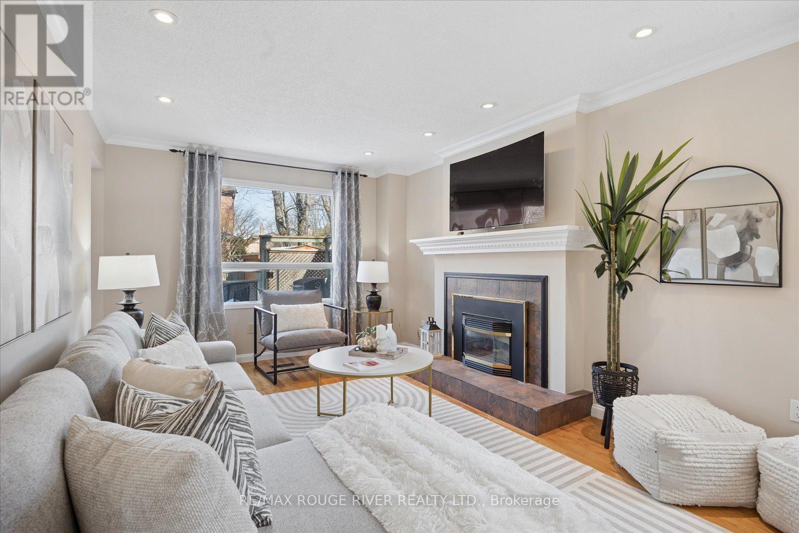 598 Maitland Drive, Pickering (Rosebank), Ontario  L1W 3T6 - Photo 14 - E12849072