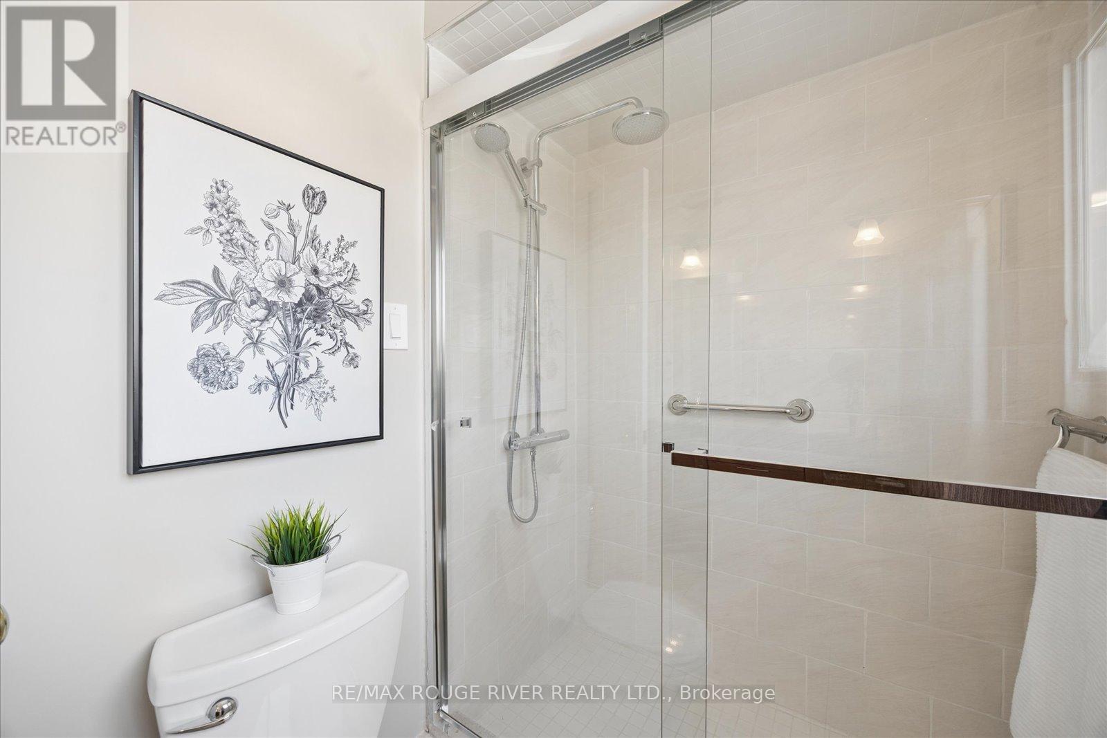 598 Maitland Drive, Pickering (Rosebank), Ontario  L1W 3T6 - Photo 22 - E12849072