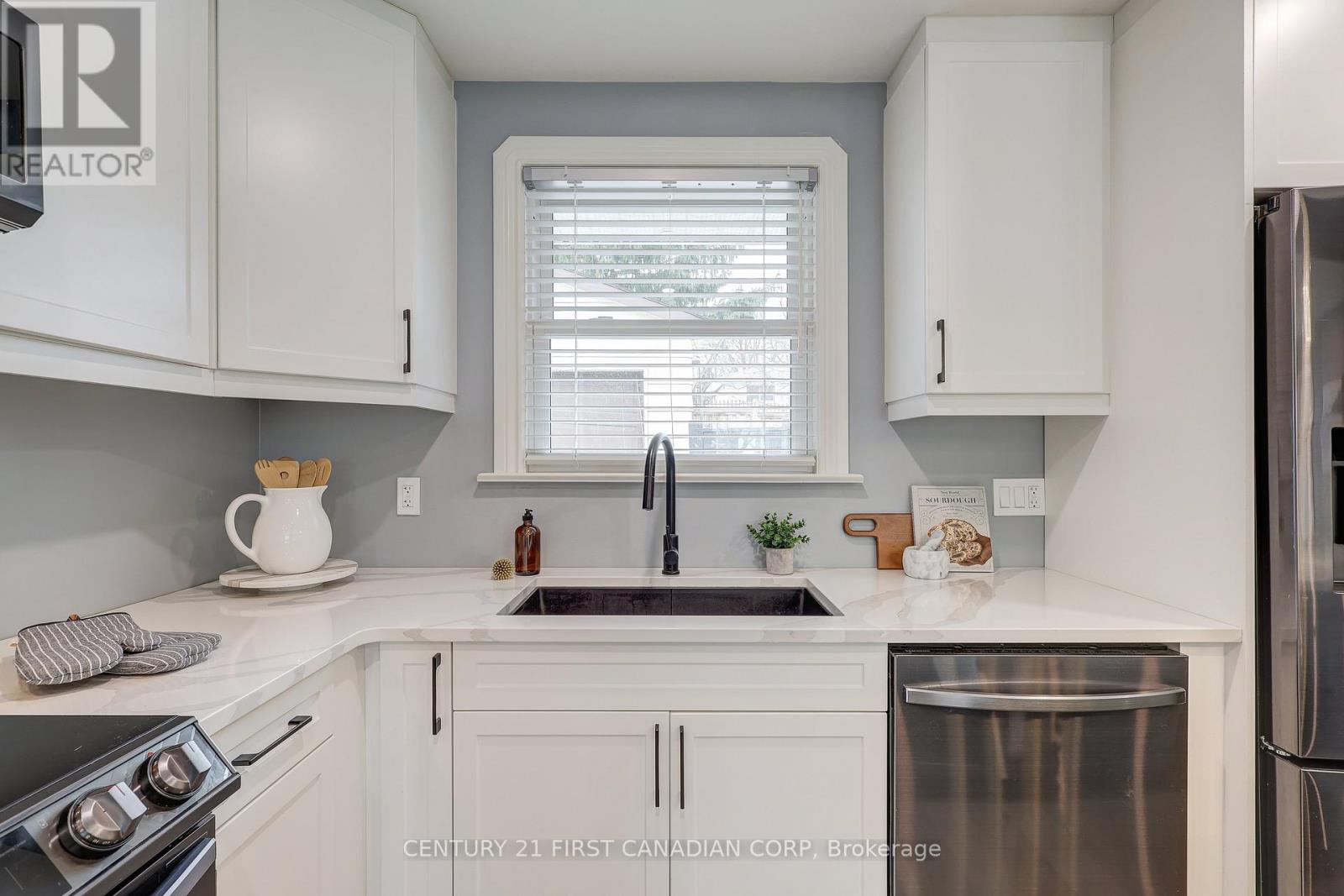 527 Belvedere Avenue, London South, Ontario  N6K 2R4 - Photo 18 - X12848376