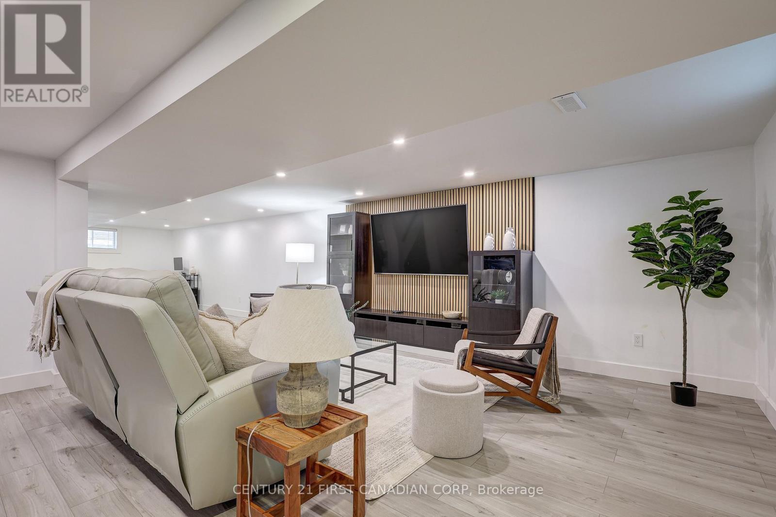 527 Belvedere Avenue, London South, Ontario  N6K 2R4 - Photo 34 - X12848376