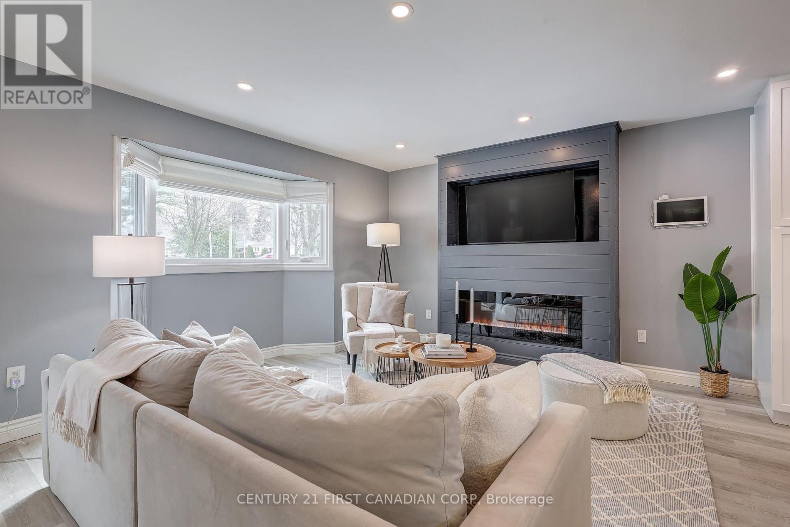 527 Belvedere Avenue, London South, Ontario  N6K 2R4 - Photo 7 - X12848376