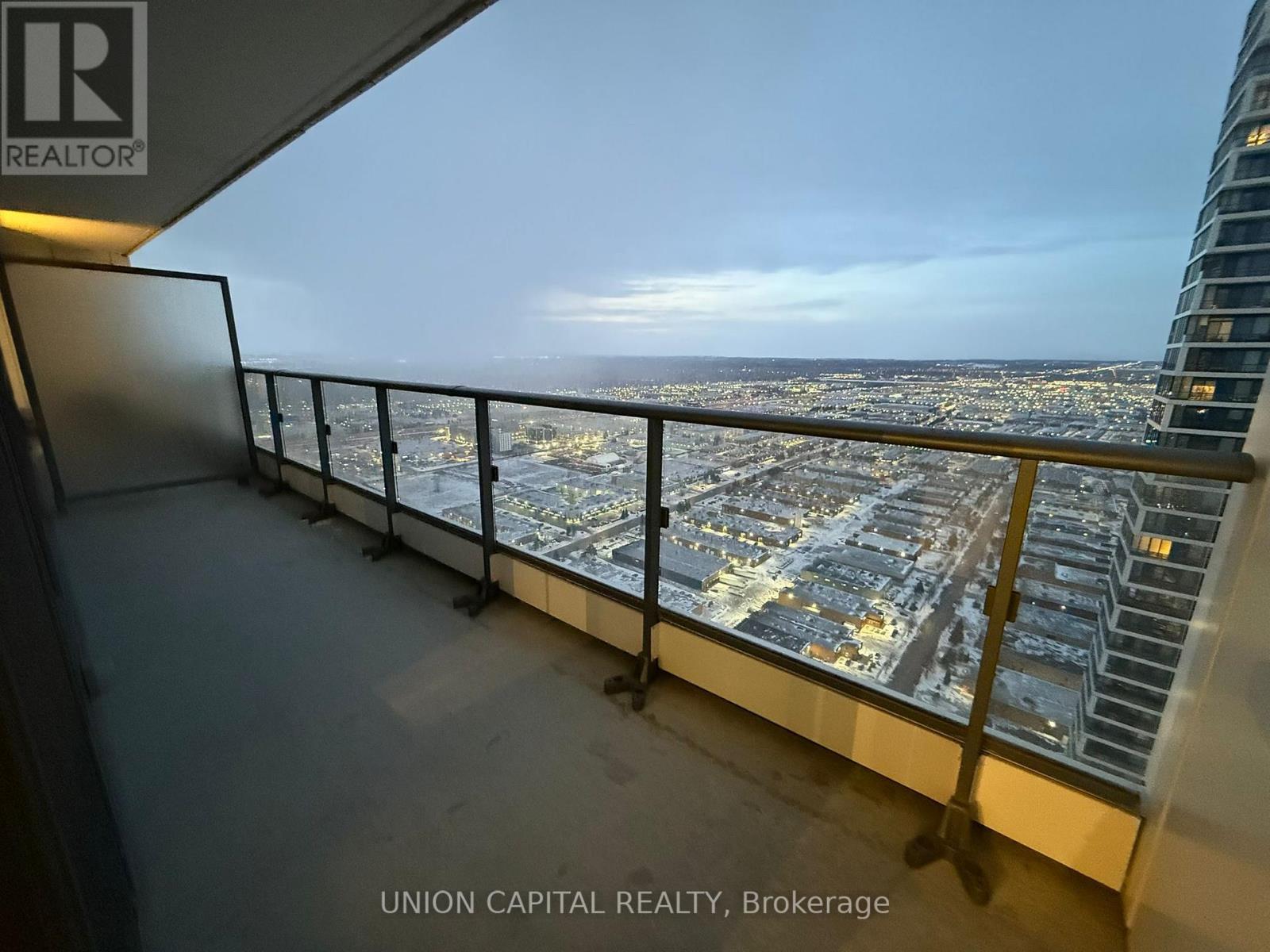 5212 - 5 Buttermill Avenue, Vaughan, Ontario  L4K 0J5 - Photo 12 - N12848702