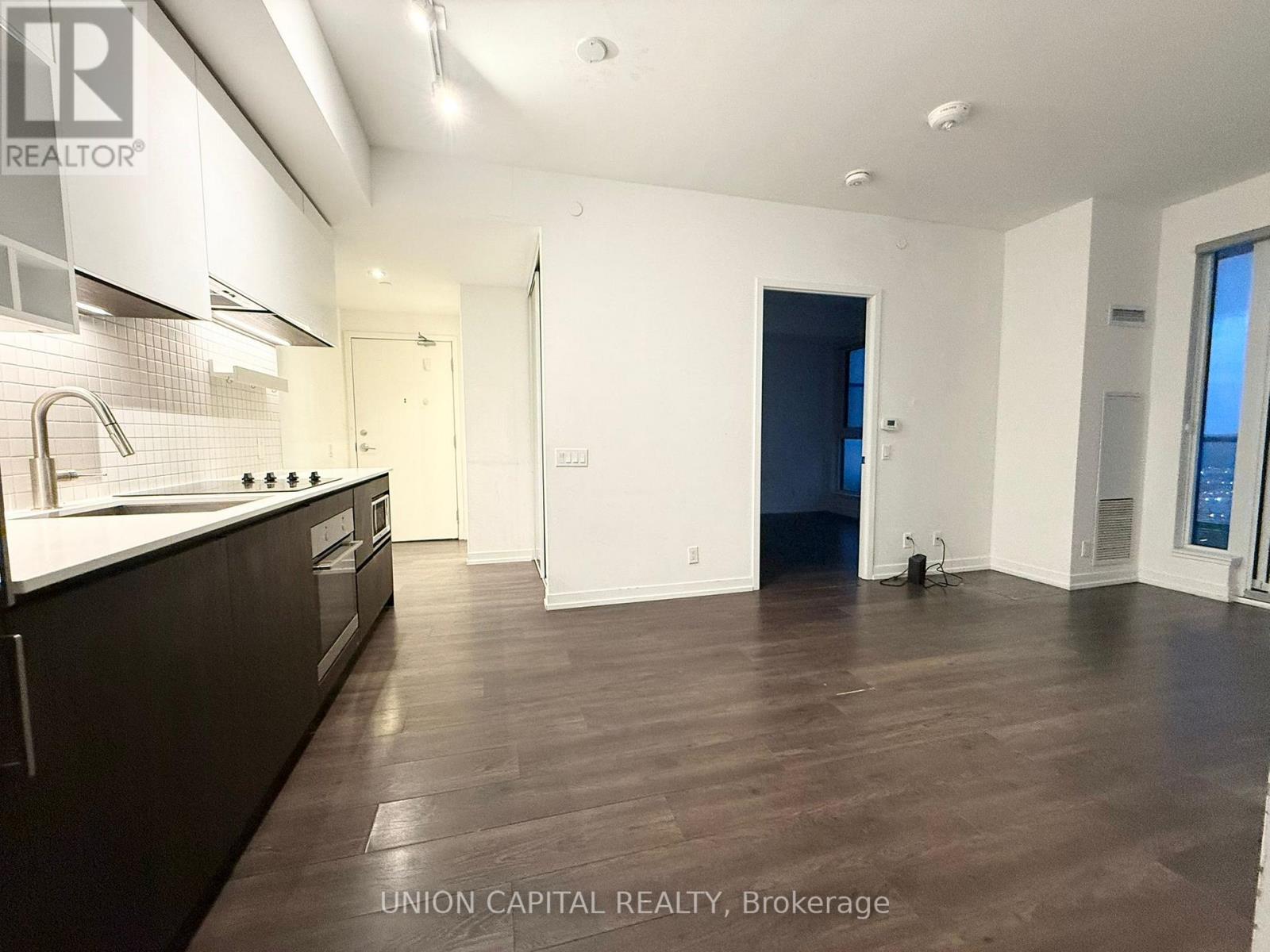 5212 - 5 Buttermill Avenue, Vaughan, Ontario  L4K 0J5 - Photo 6 - N12848702