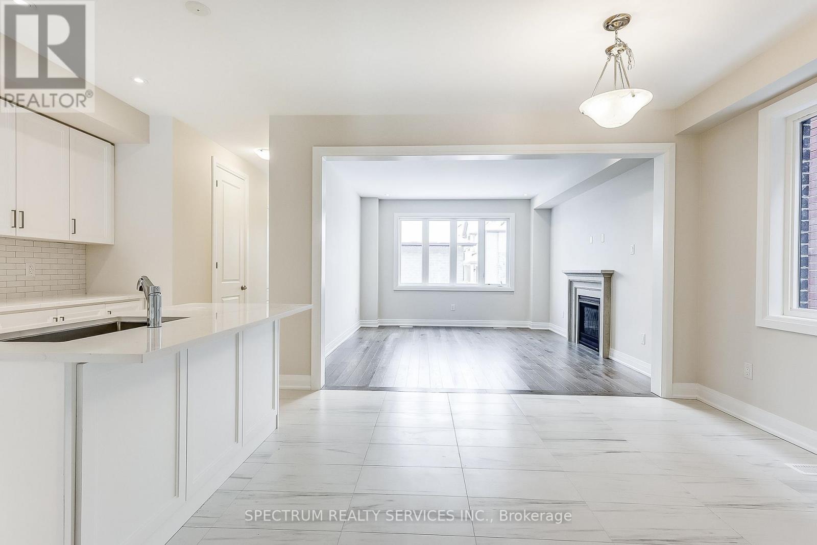 13 Jack Carson Drive, Markham, Ontario  L6B 1R8 - Photo 10 - N12848778