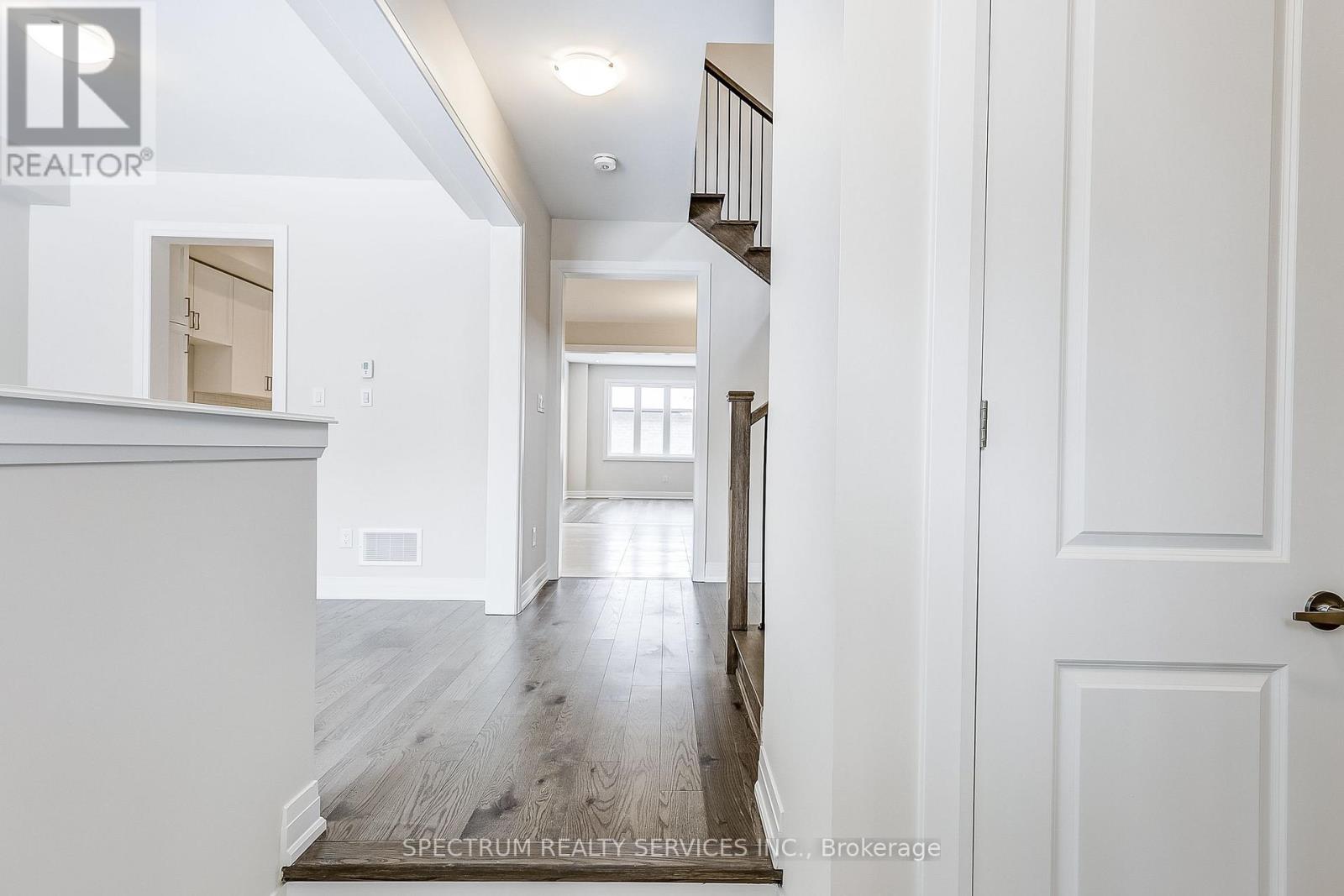 13 Jack Carson Drive, Markham, Ontario  L6B 1R8 - Photo 5 - N12848778