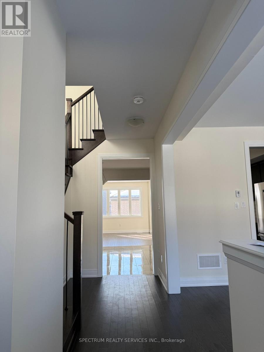 7 John Rolph Street, Markham, Ontario  L6B 1R8 - Photo 5 - N12848794