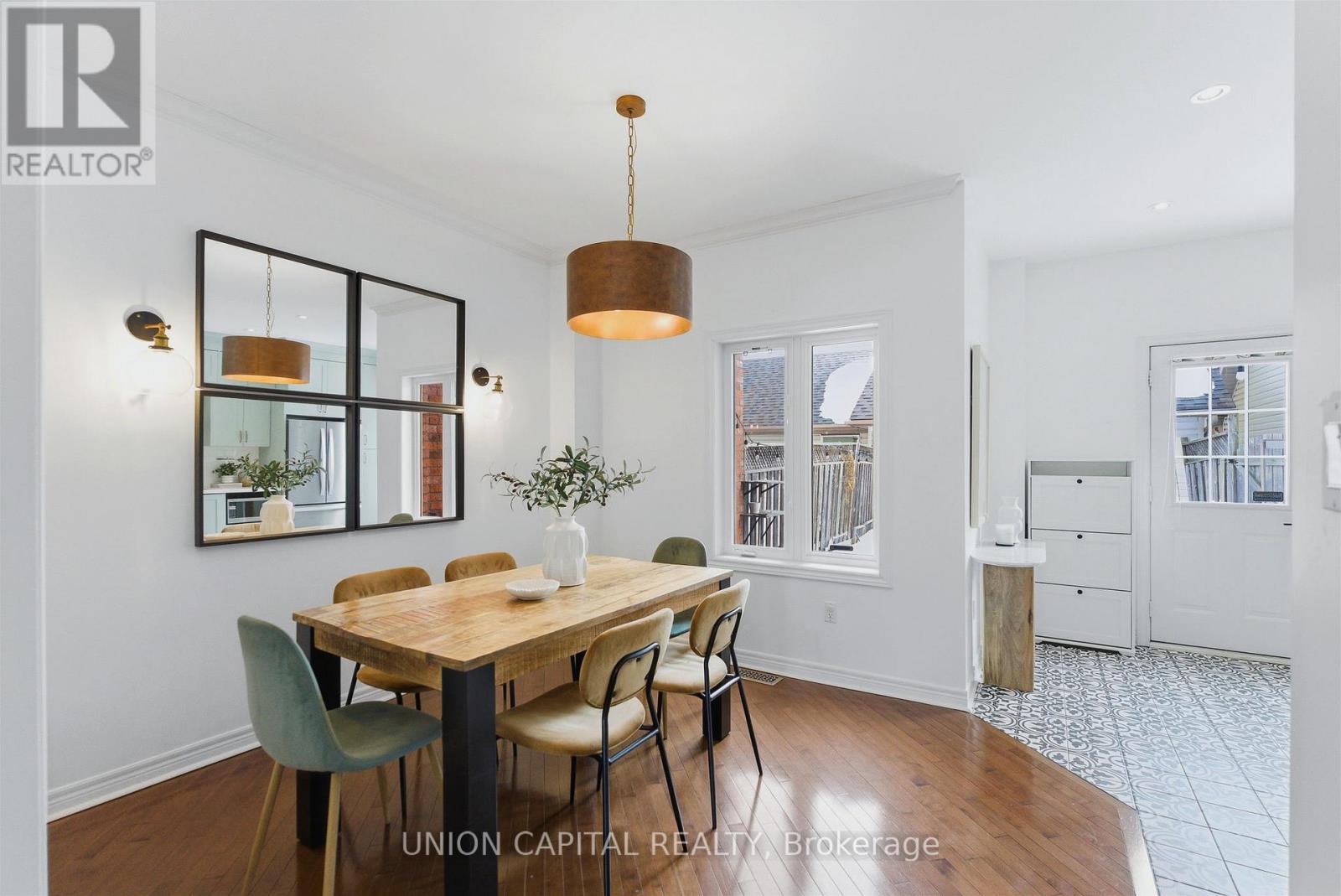 555 South Unionville Avenue, Markham (Village Green-South Unionville), Ontario  L3R 5G8 - Photo 12 - N12848820