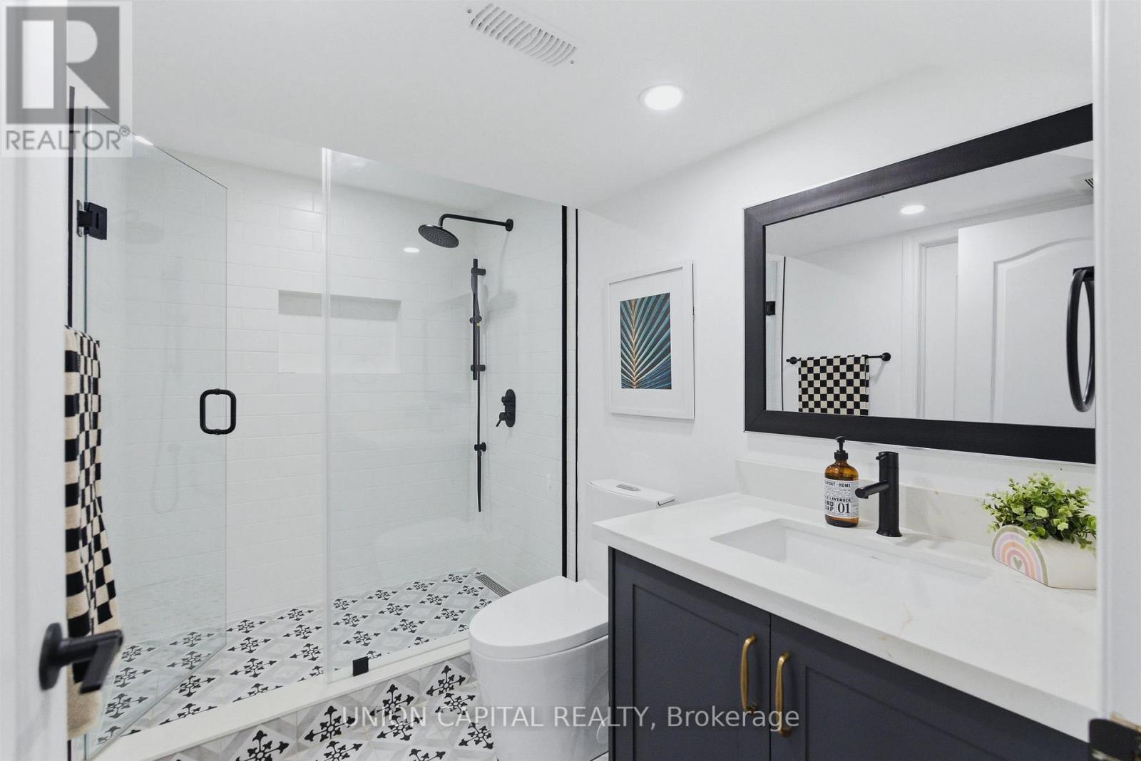 555 South Unionville Avenue, Markham (Village Green-South Unionville), Ontario  L3R 5G8 - Photo 32 - N12848820