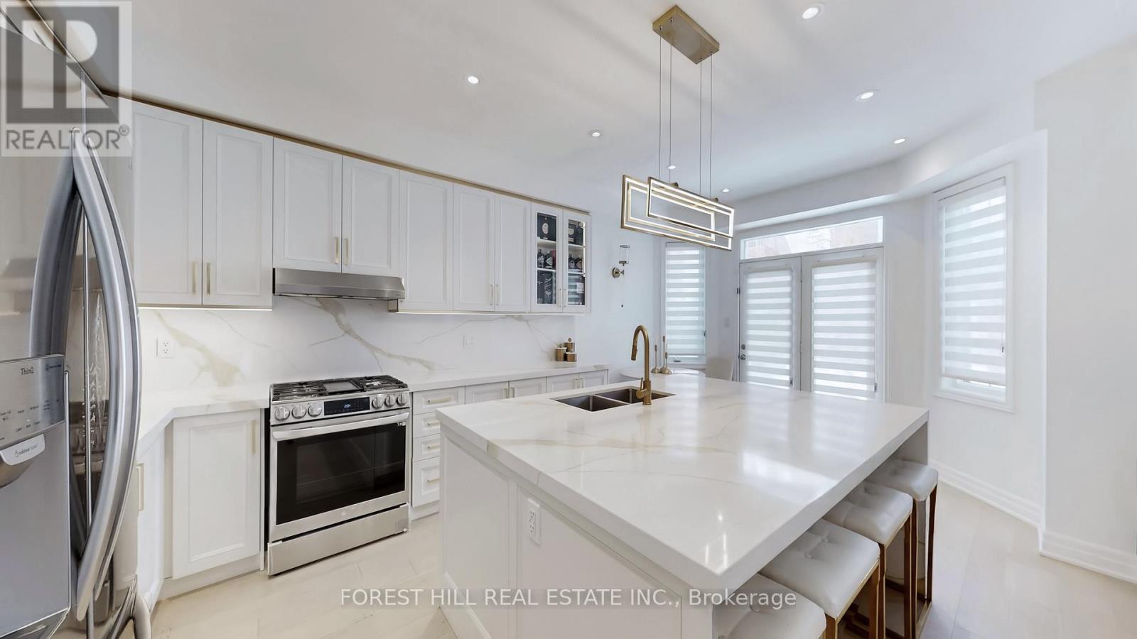 101 Ravine Edge Drive, Richmond Hill (Jefferson), Ontario  L4E 4J6 - Photo 13 - N12848920